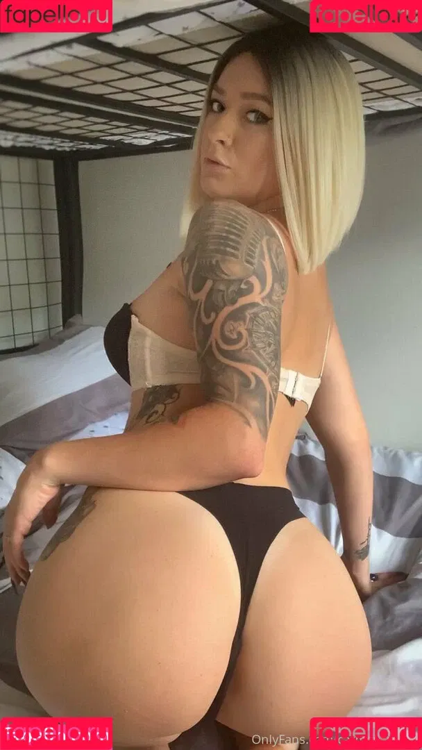 carmen_ray24 Onlyfans Photo Gallery 