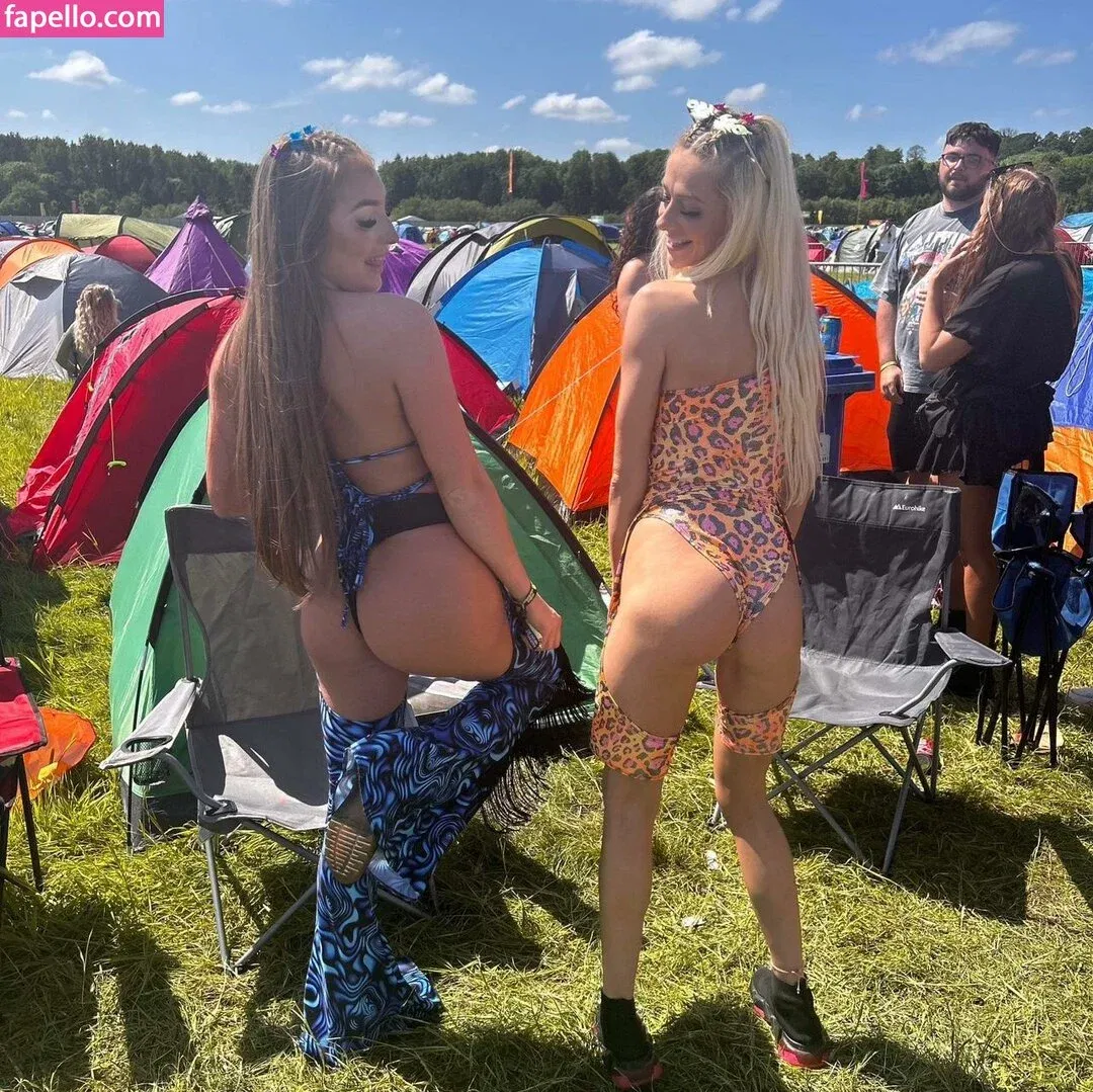 Natasha Vandelois Onlyfans Photo Gallery 