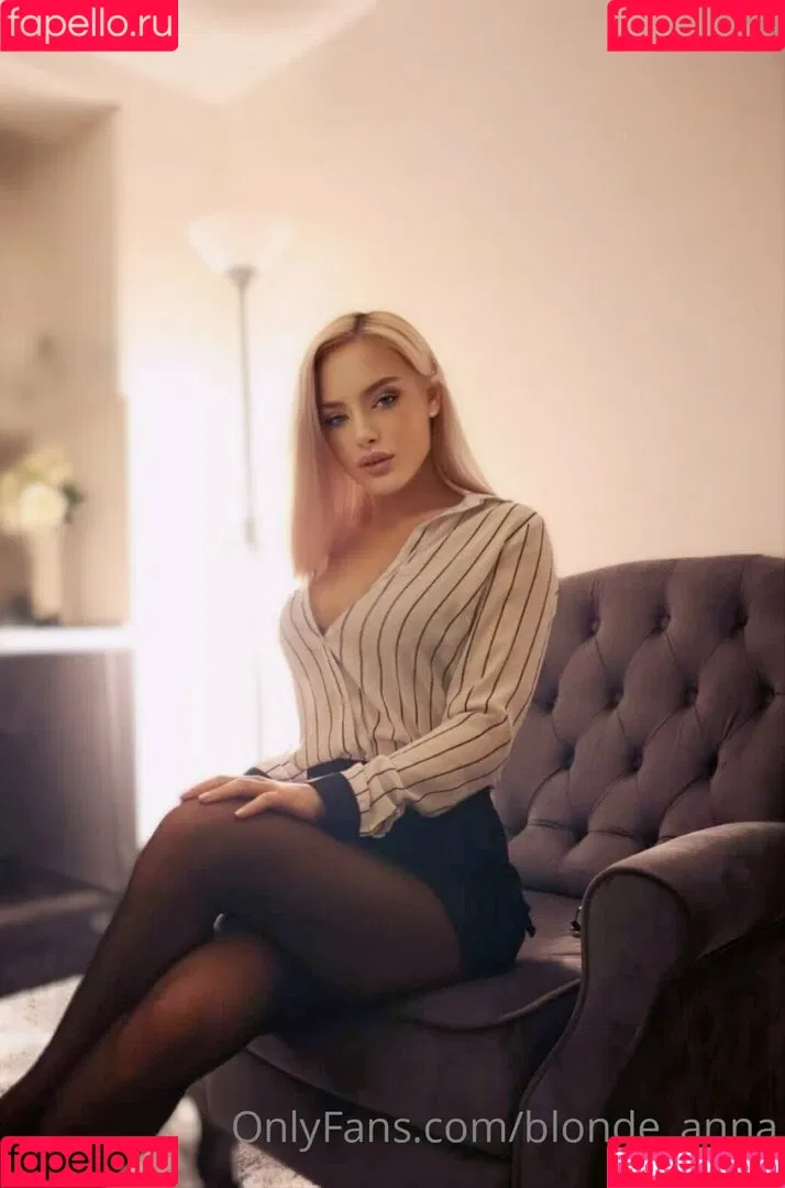 blonde_anna Onlyfans Photo Gallery 