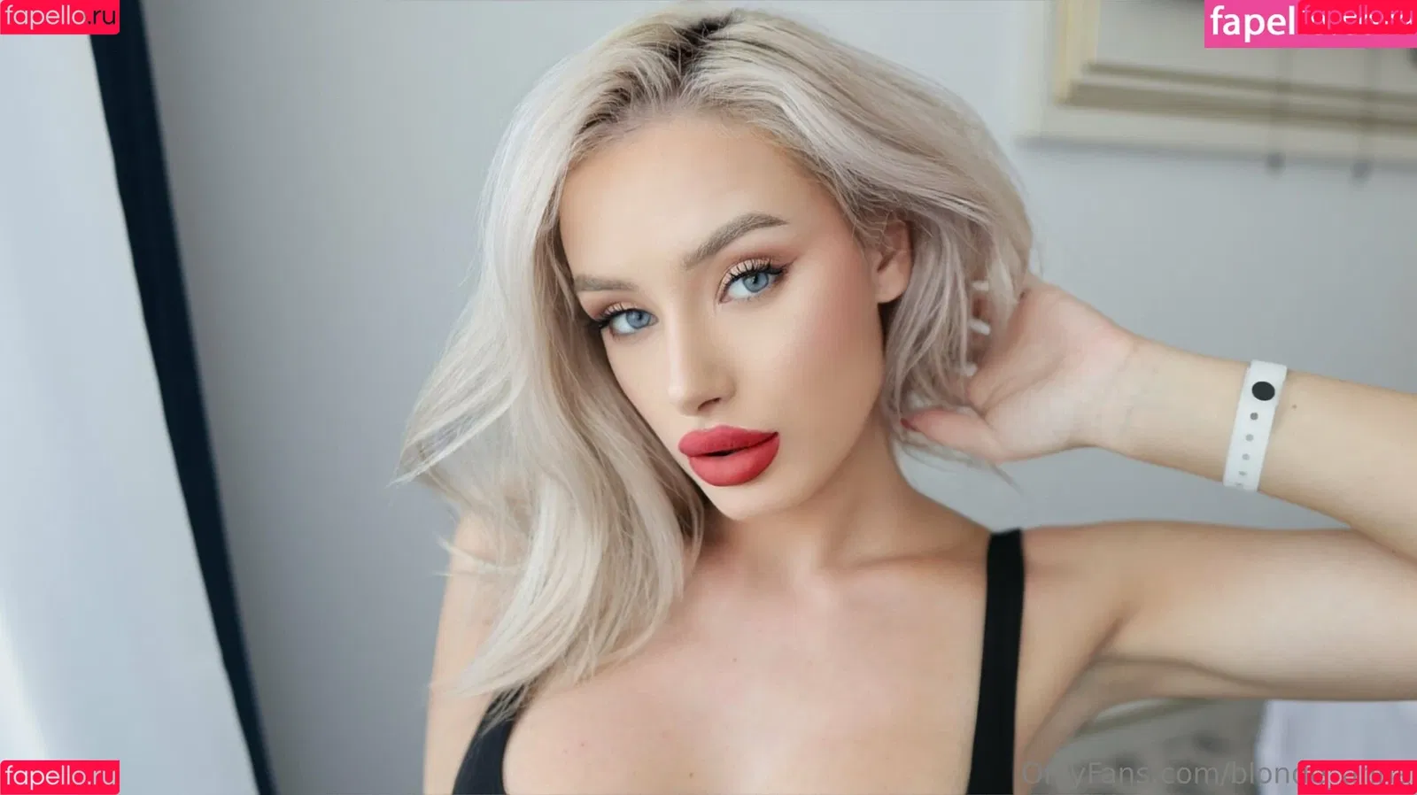 blonde_anna Onlyfans Photo Gallery 