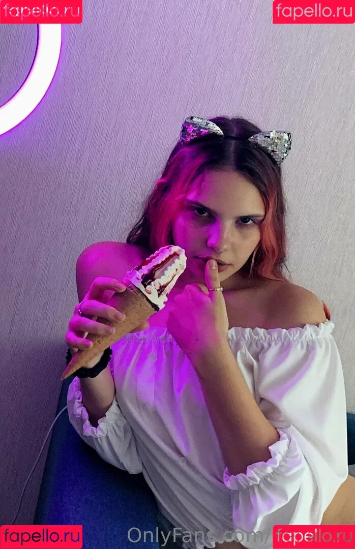 bella_elf Onlyfans Photo Gallery 