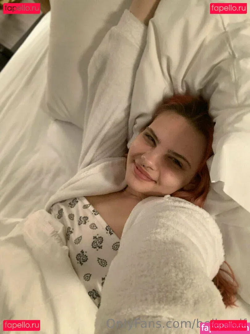 bella_elf Onlyfans Photo Gallery 