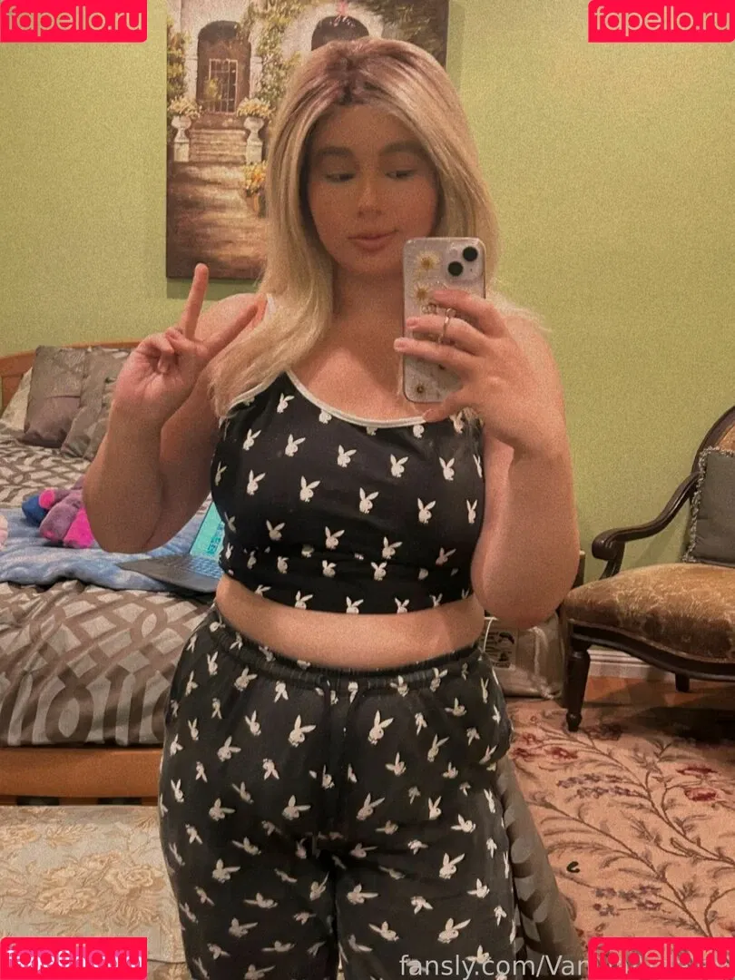 VanillaArdalan Onlyfans Photo Gallery 