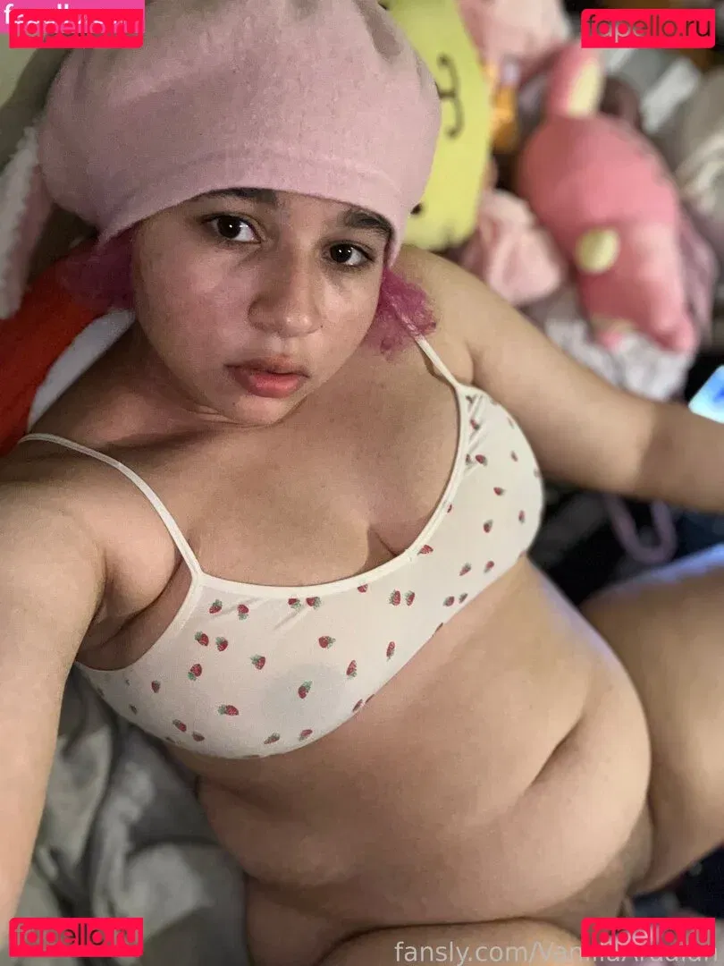 VanillaArdalan Onlyfans Photo Gallery 