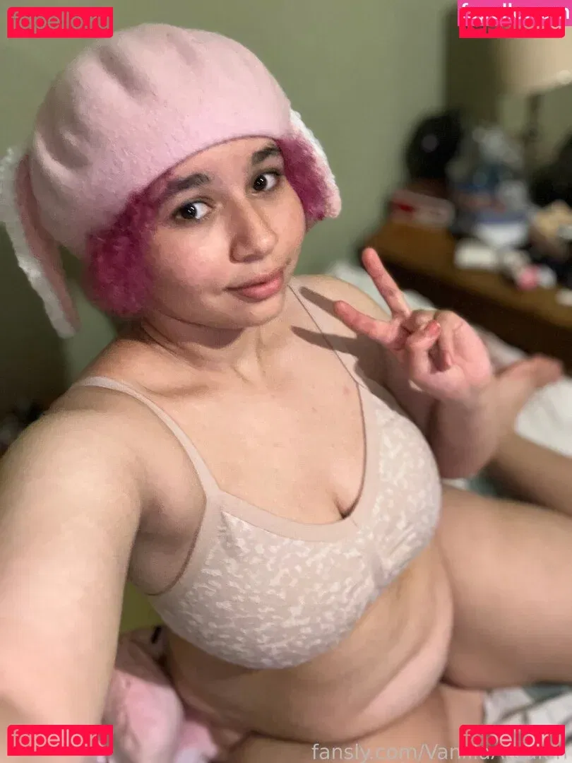 VanillaArdalan Onlyfans Photo Gallery 