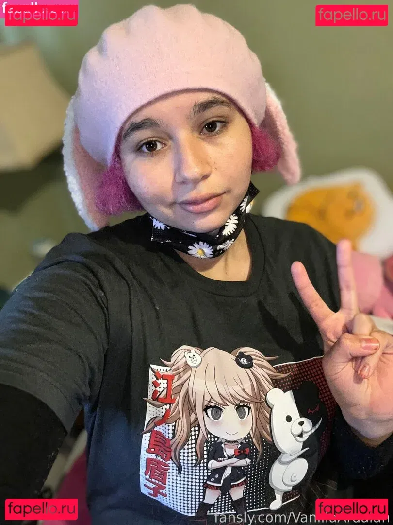 VanillaArdalan Onlyfans Photo Gallery 