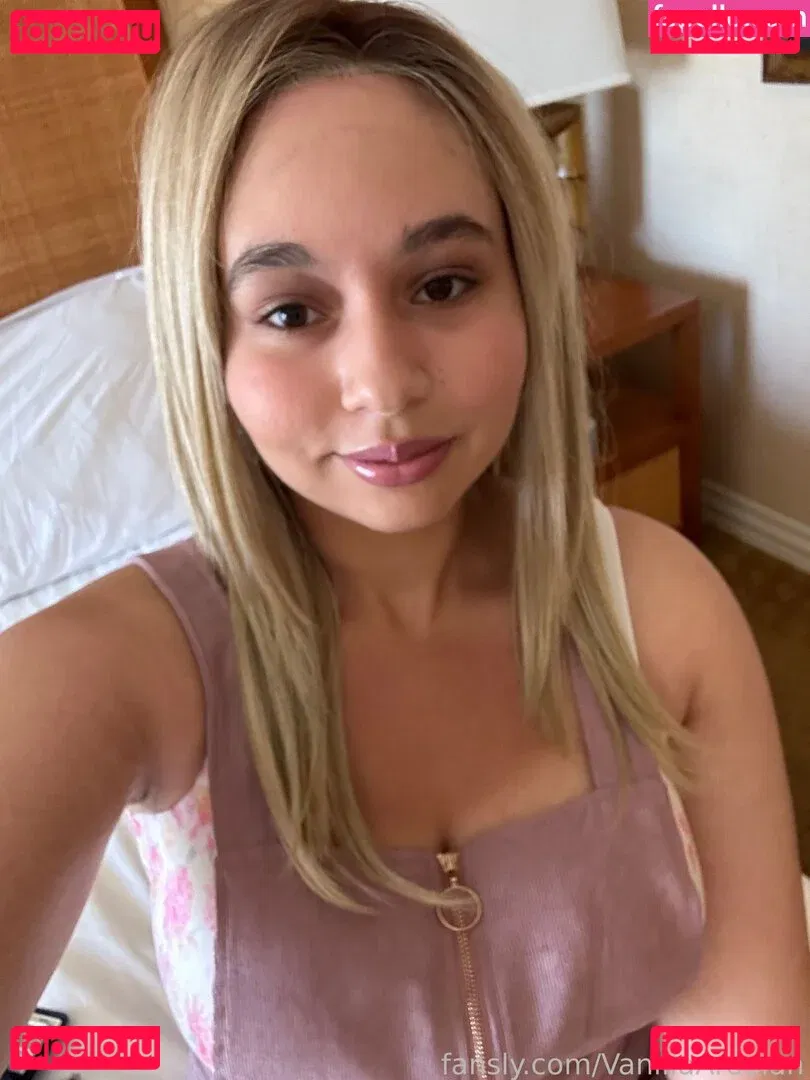 VanillaArdalan Onlyfans Photo Gallery 