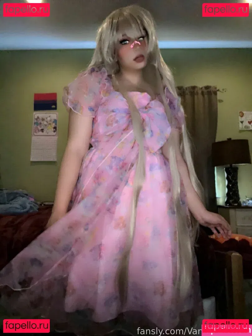 VanillaArdalan Onlyfans Photo Gallery 