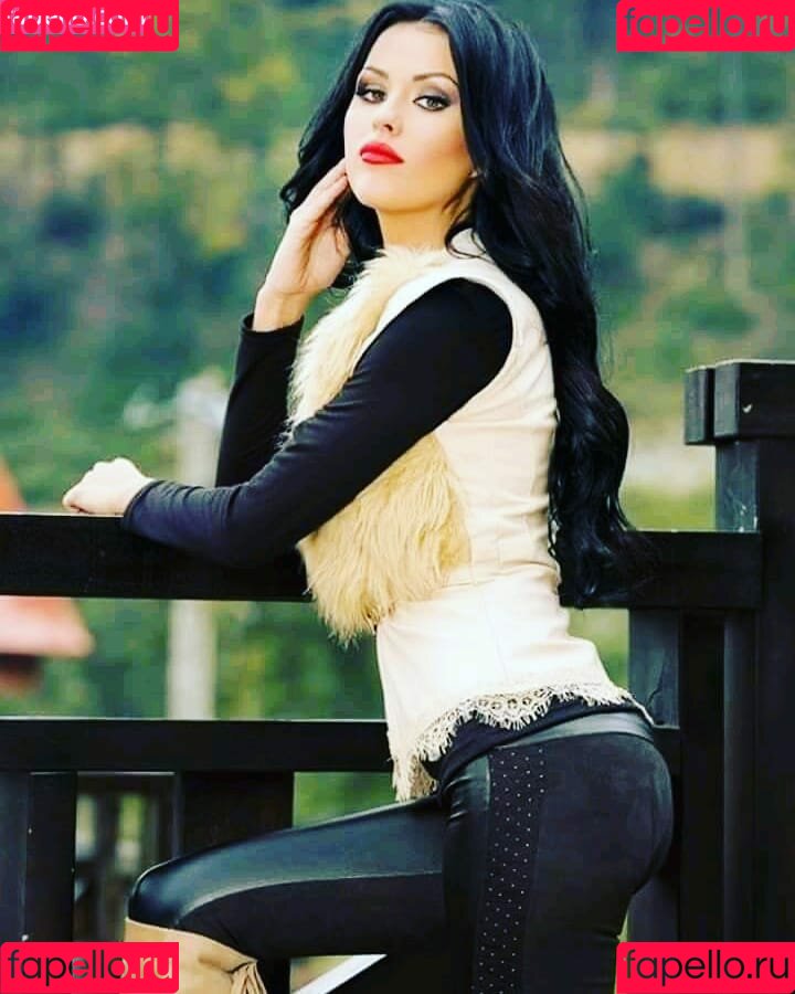 Daniela Crudu Onlyfans Photo Gallery 