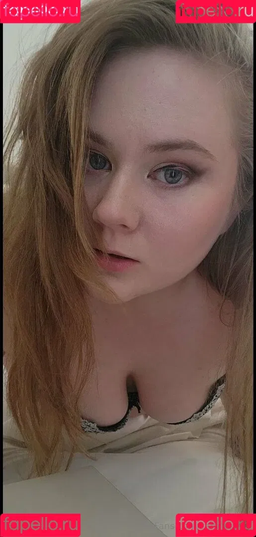 carola1322 Onlyfans Photo Gallery 