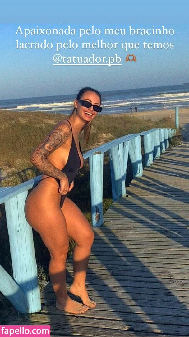 Larissa Flores Onlyfans Photo Gallery 