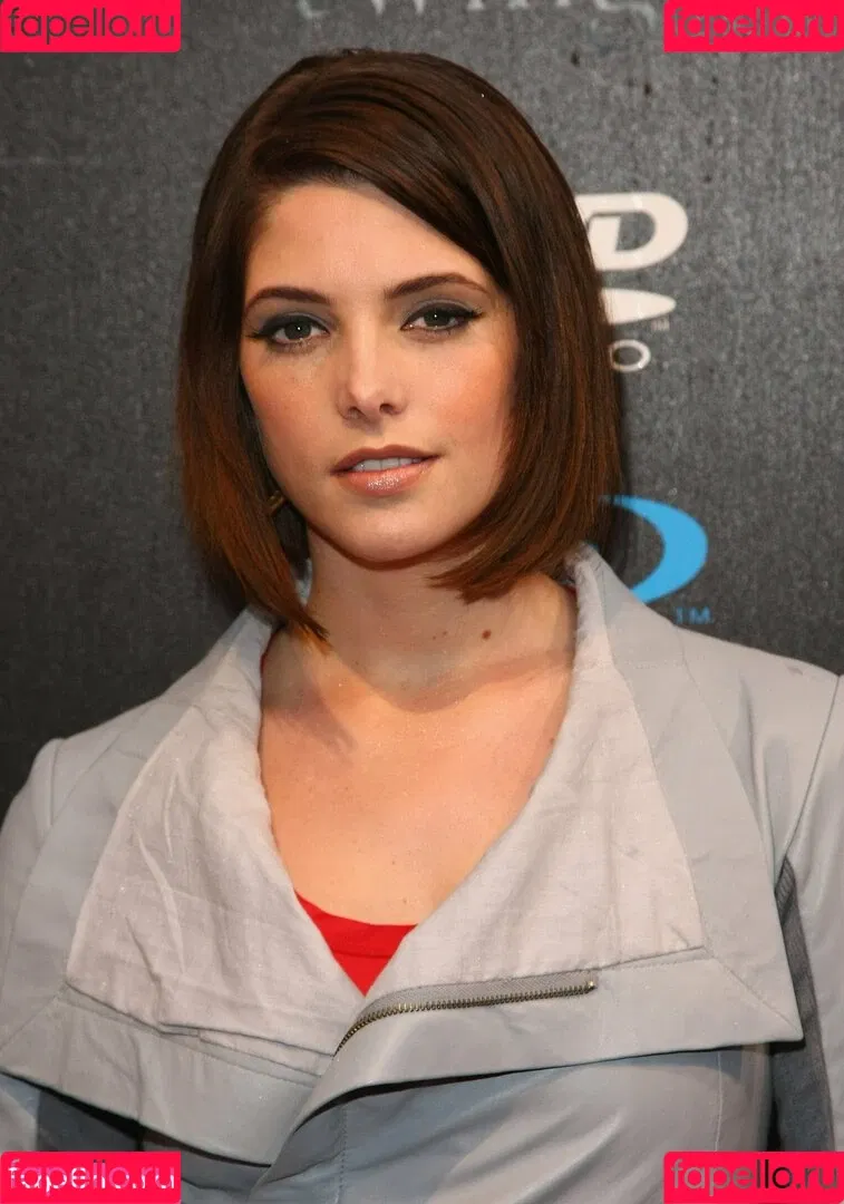 Ashley Greene Onlyfans Photo Gallery 