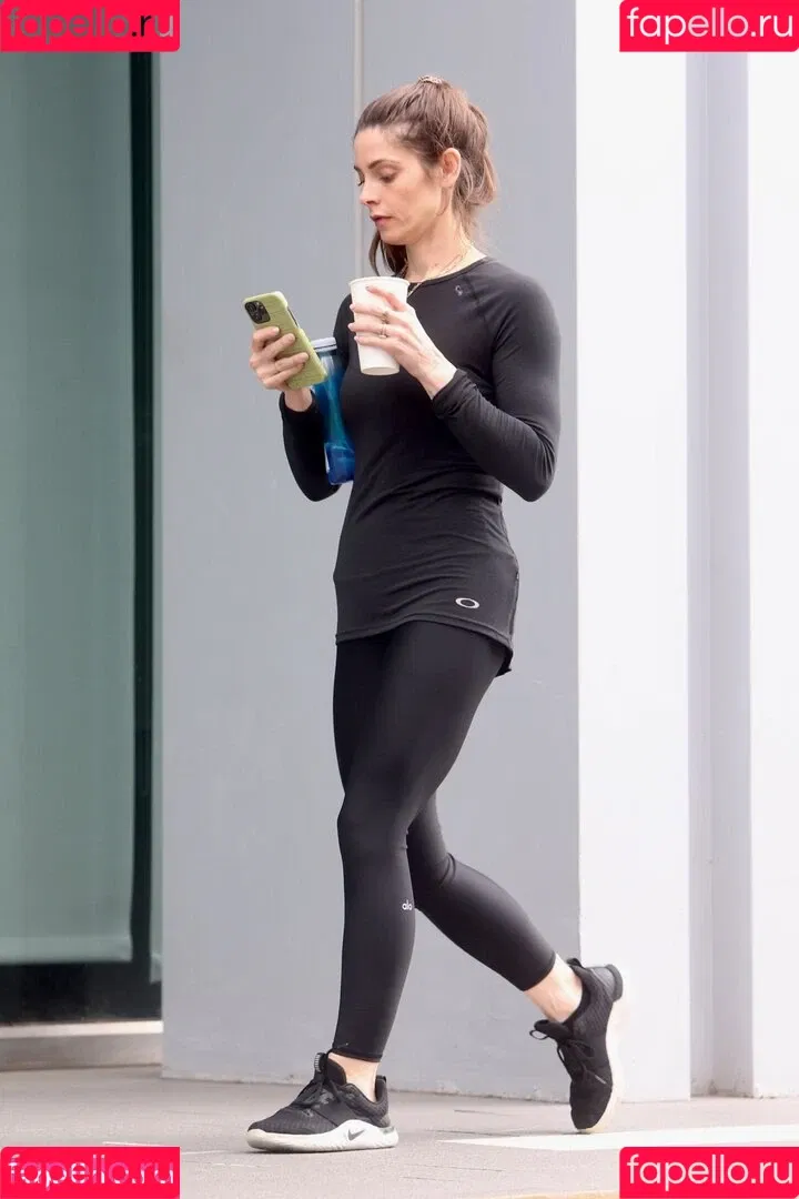 Ashley Greene Onlyfans Photo Gallery 