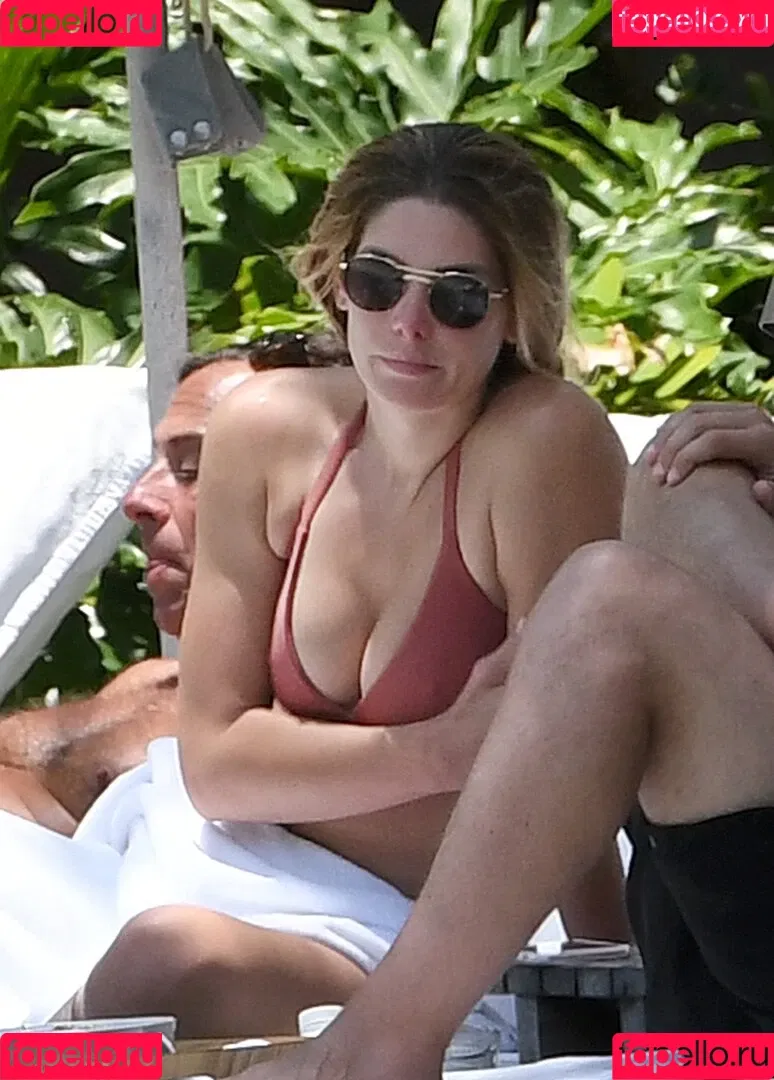 Ashley Greene Onlyfans Photo Gallery 
