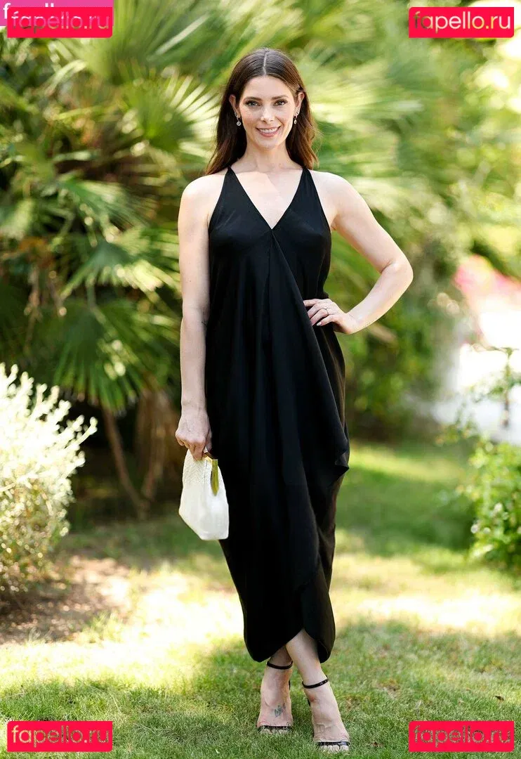 Ashley Greene Onlyfans Photo Gallery 