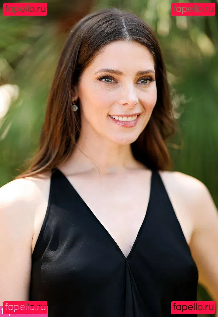 Ashley Greene Onlyfans Photo Gallery 