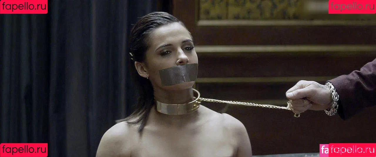 Naomi Scott Onlyfans Photo Gallery 