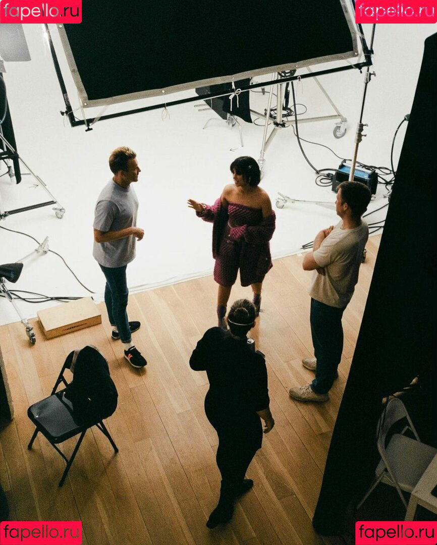 Naomi Scott Onlyfans Photo Gallery 