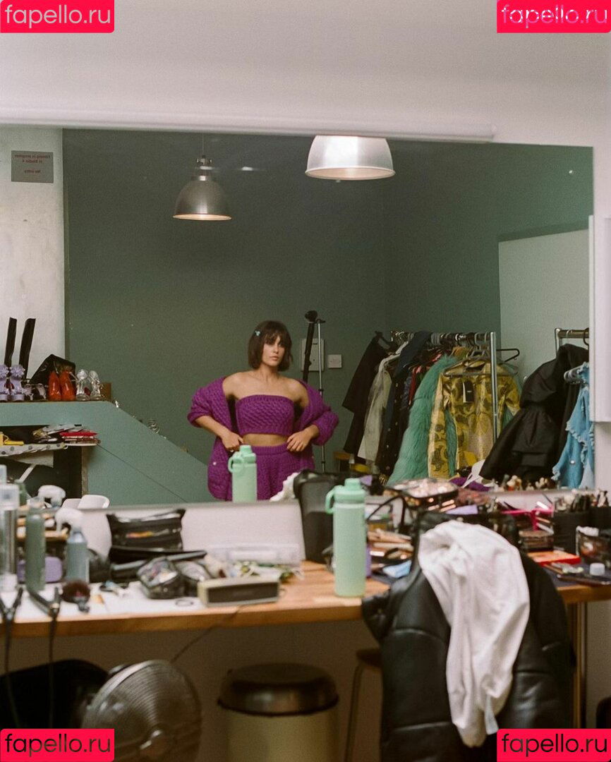 Naomi Scott Onlyfans Photo Gallery 