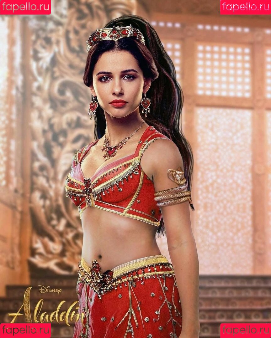 Naomi Scott Onlyfans Photo Gallery 