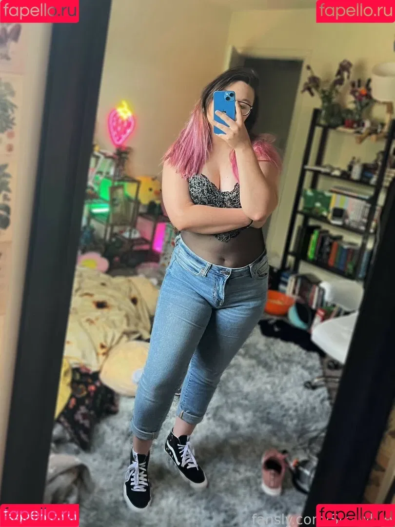 Strawbre Onlyfans Photo Gallery 
