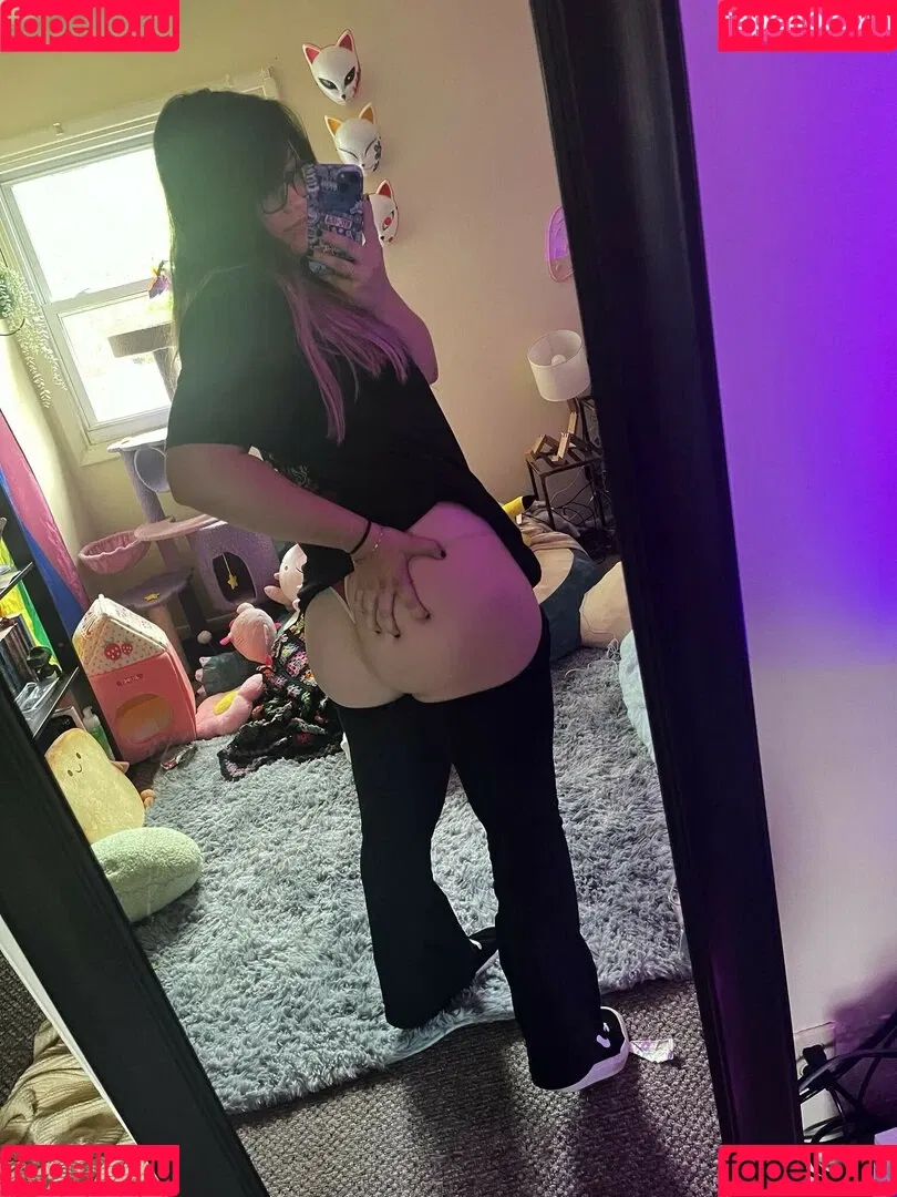 Strawbre Onlyfans Photo Gallery 