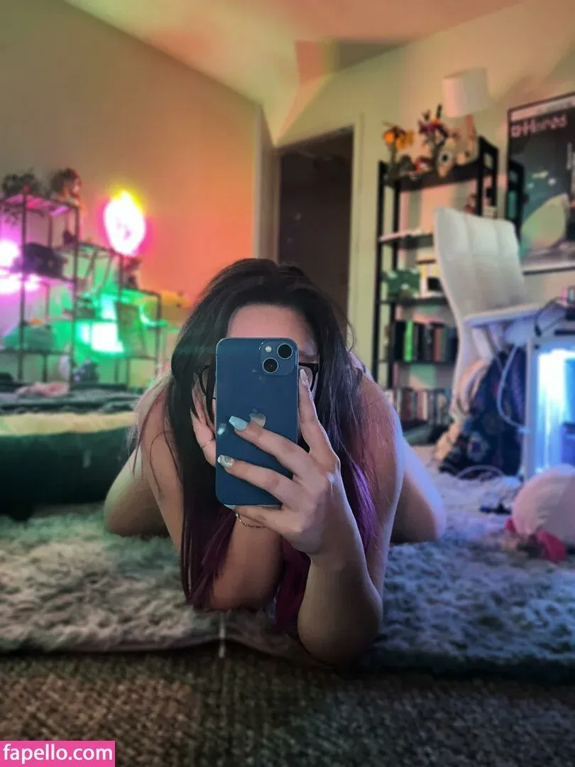 Strawbre Onlyfans Photo Gallery 