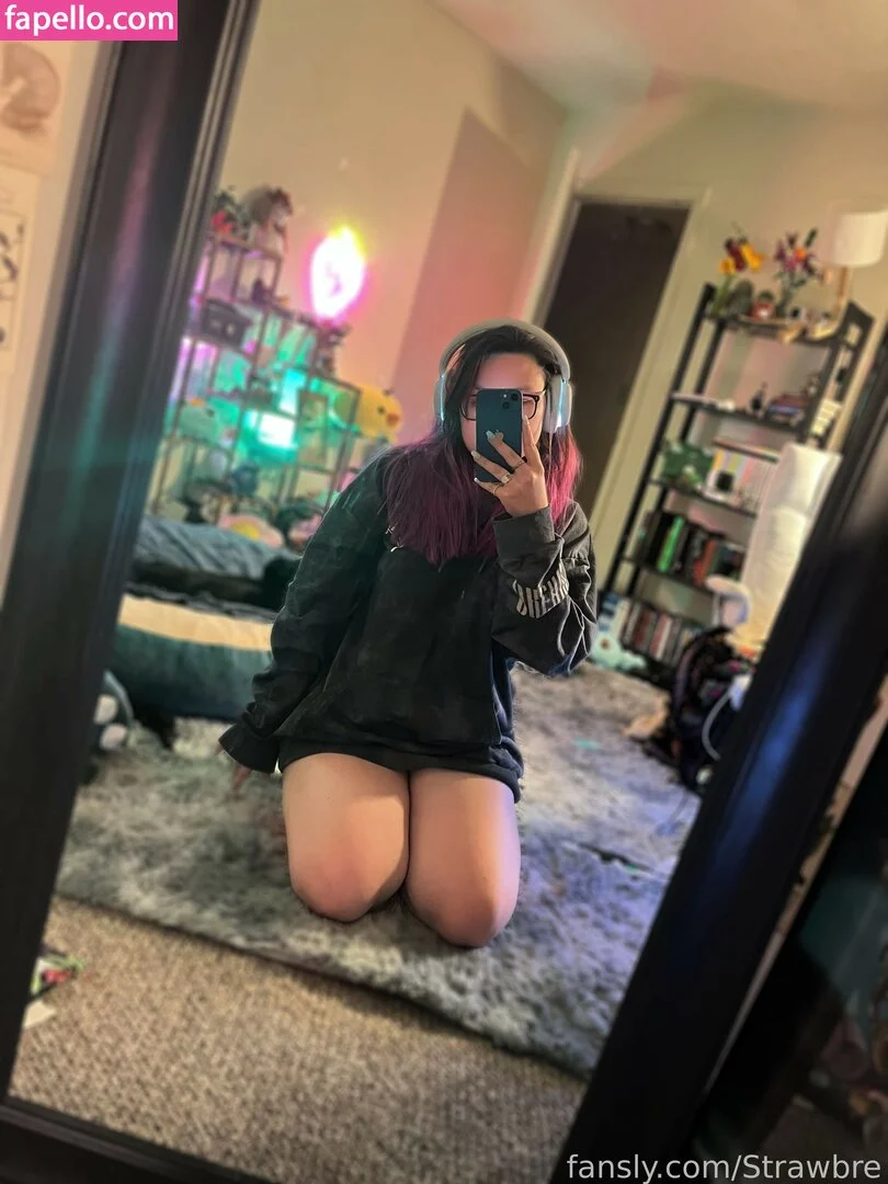 Strawbre Onlyfans Photo Gallery 