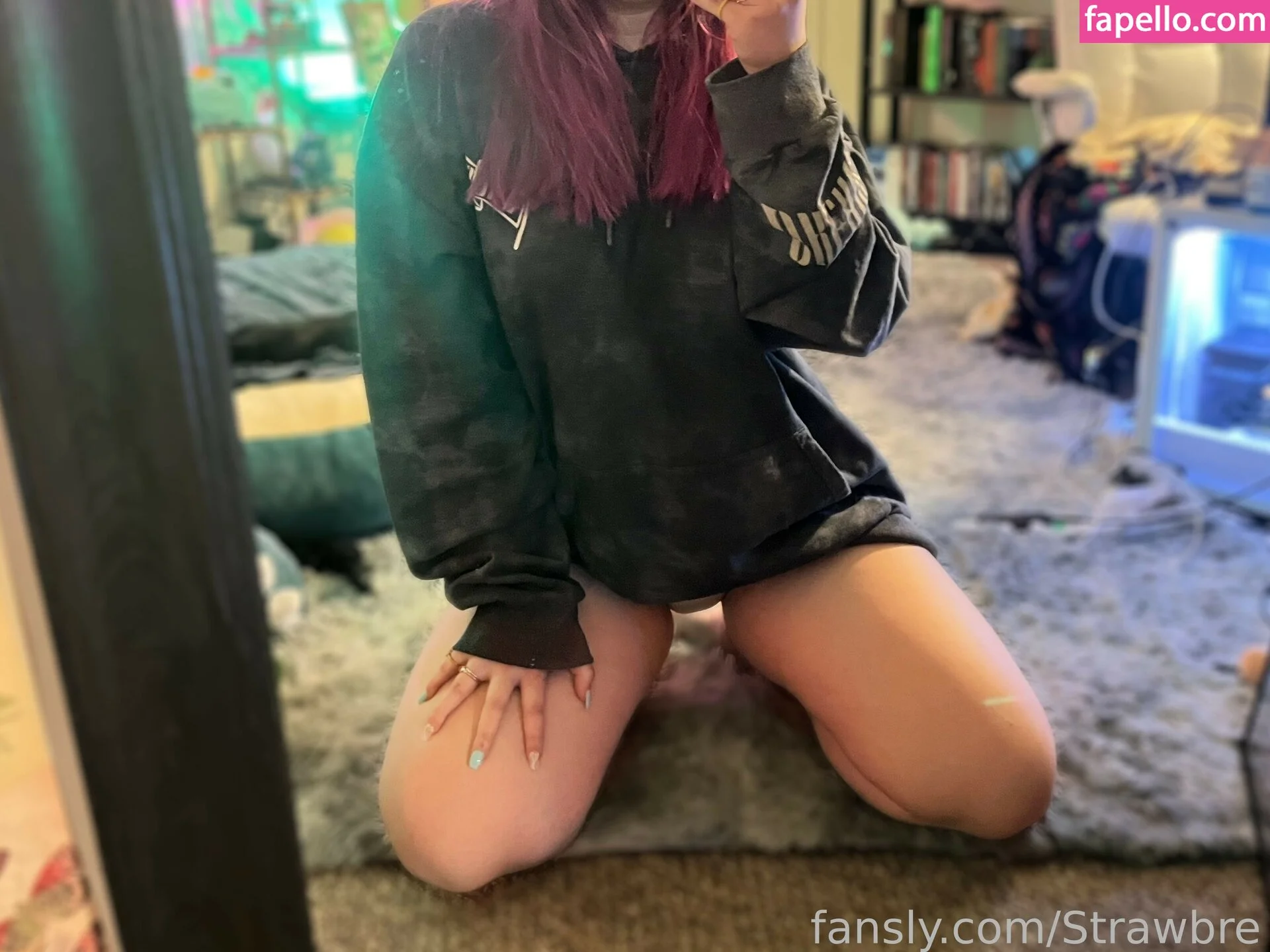 Strawbre Onlyfans Photo Gallery 