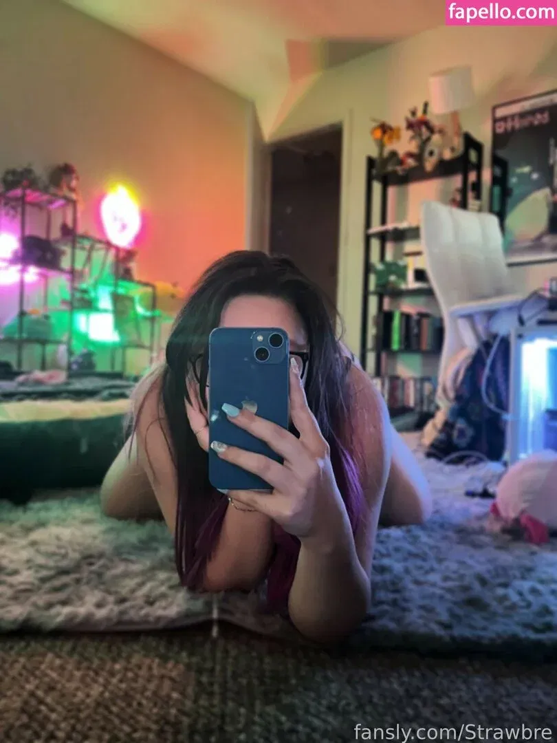 Strawbre Onlyfans Photo Gallery 