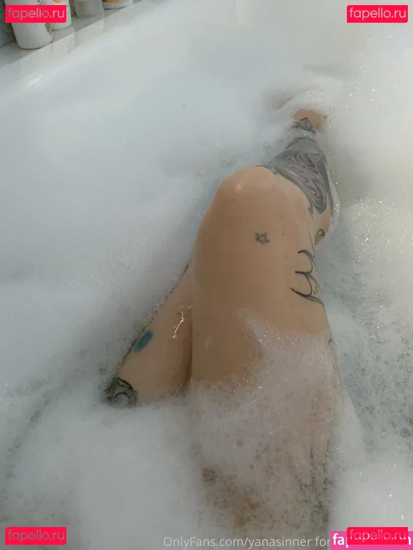 Yana Sinner Onlyfans Photo Gallery 
