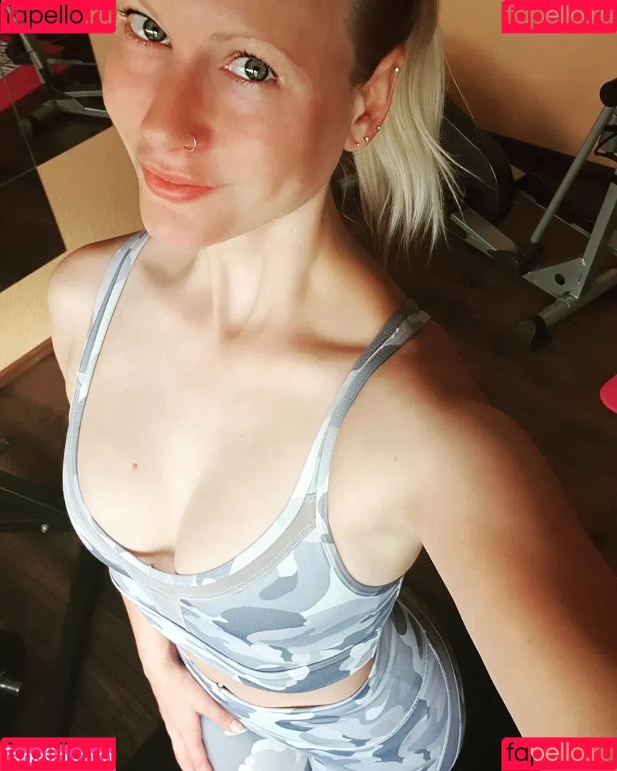 Blondehexe Onlyfans Photo Gallery 