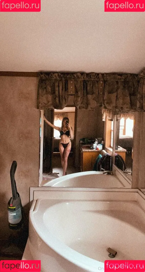 iceeivee Onlyfans Photo Gallery 