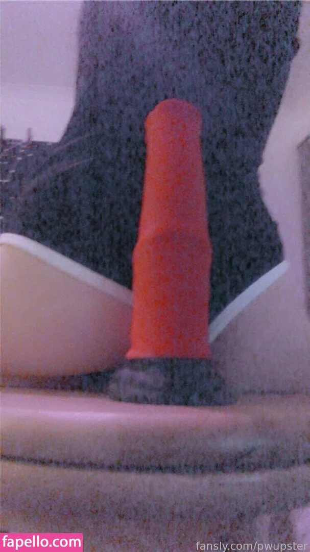 pwupster Onlyfans Photo Gallery 