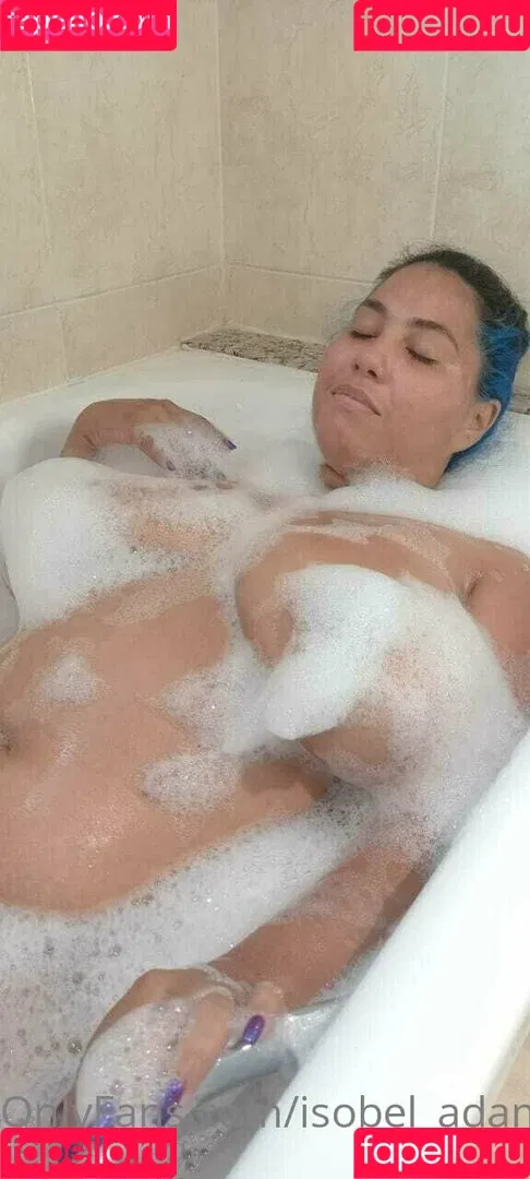 isobel_adamscb Onlyfans Photo Gallery 