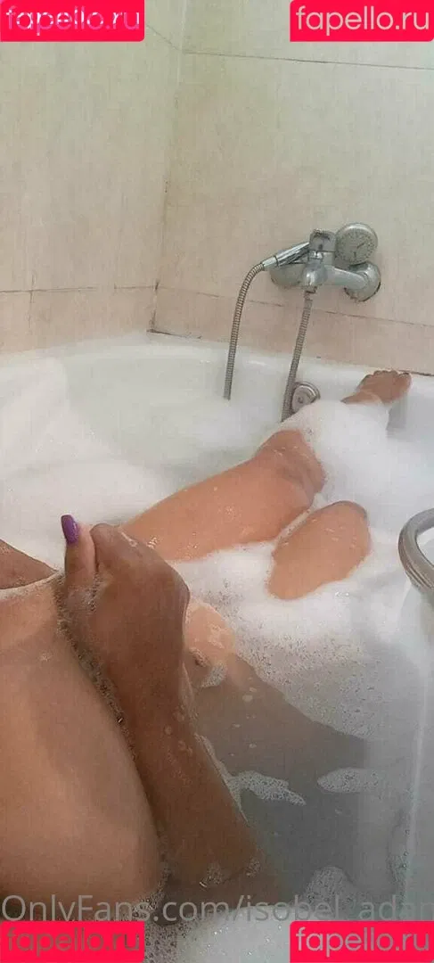 isobel_adamscb Onlyfans Photo Gallery 
