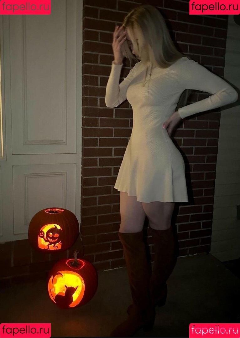 Sarah Johnston Onlyfans Photo Gallery 