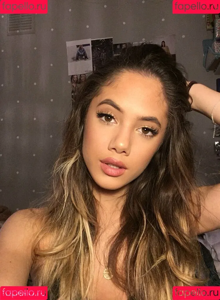 Saoirse Alicia Behzadi Onlyfans Photo Gallery 