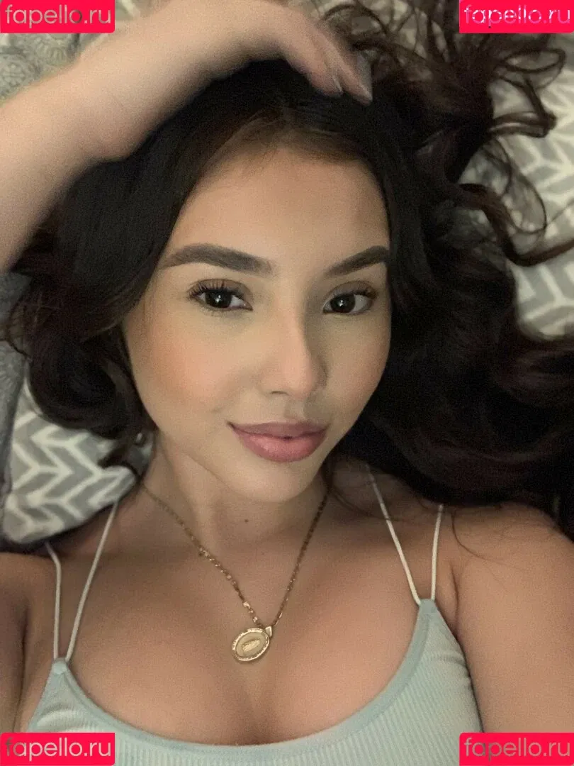 Gisselle Next Door Onlyfans Photo Gallery 
