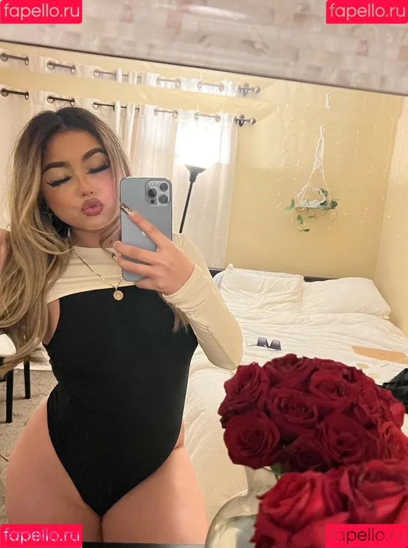 Gisselle Next Door Onlyfans Photo Gallery 