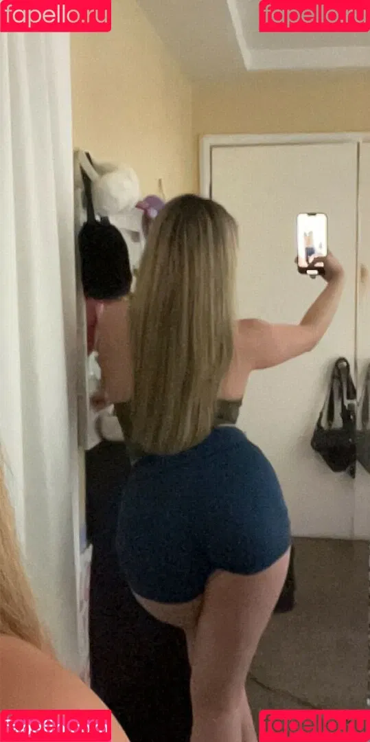 Gisselle Next Door Onlyfans Photo Gallery 
