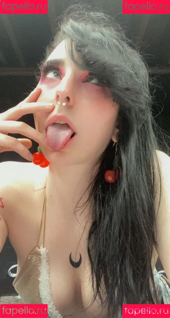 svxxvbvs Onlyfans Photo Gallery 