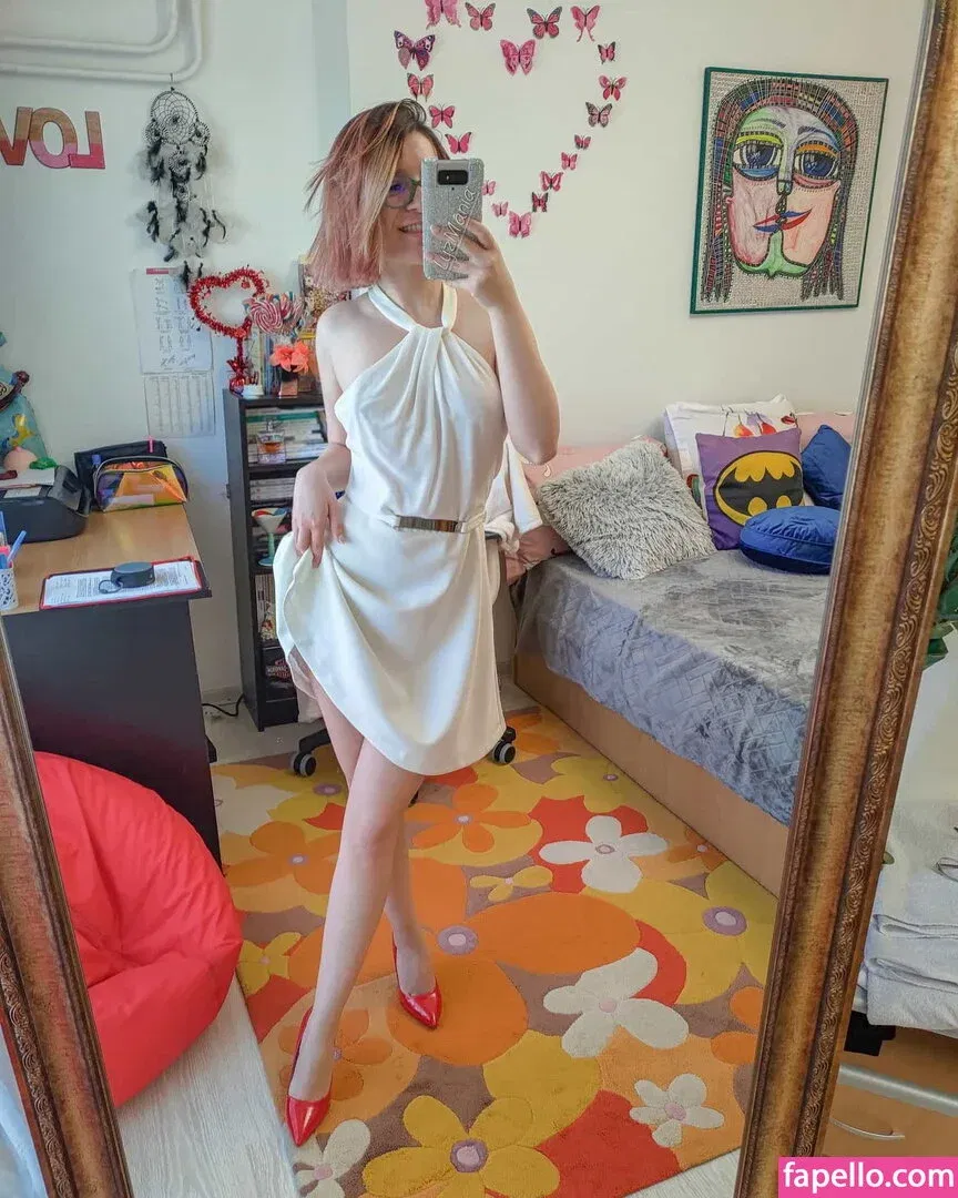 Lyzmania Onlyfans Photo Gallery 