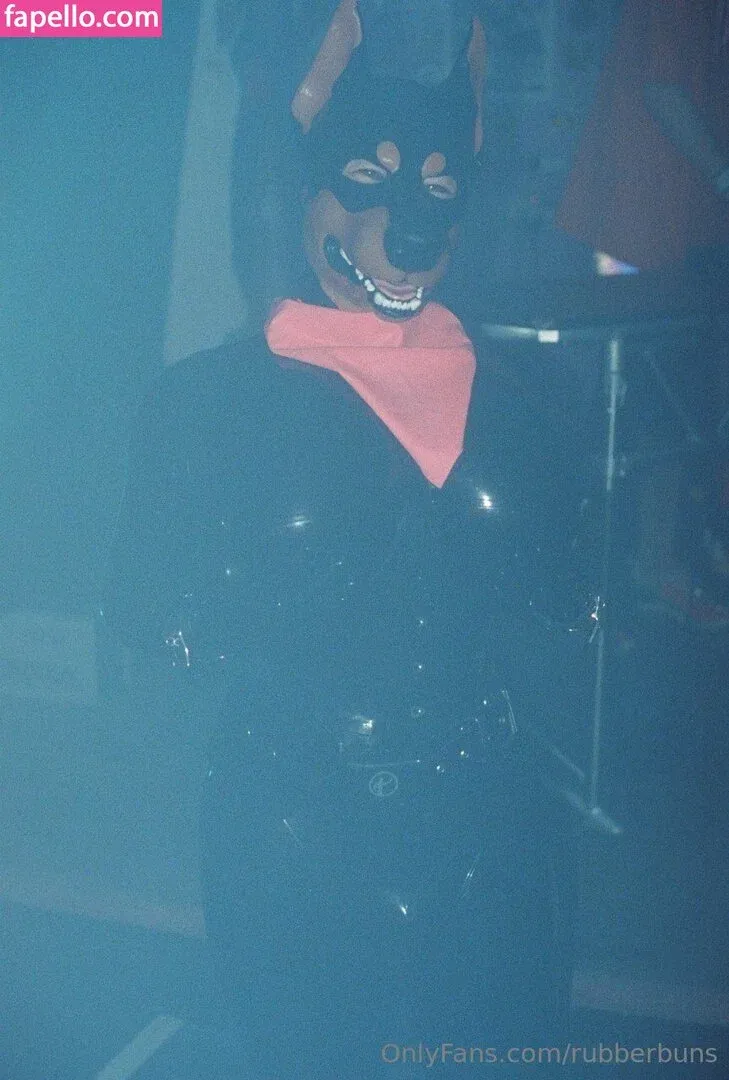 rubberbuns Onlyfans Photo Gallery 