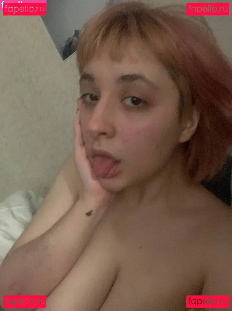 youramoureux Onlyfans Photo Gallery 