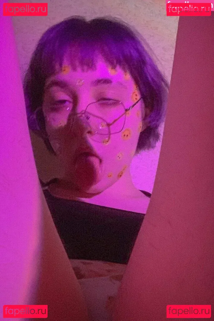 youramoureux Onlyfans Photo Gallery 