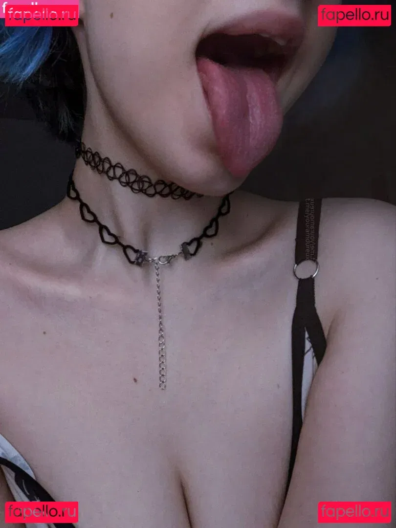 youramoureux Onlyfans Photo Gallery 