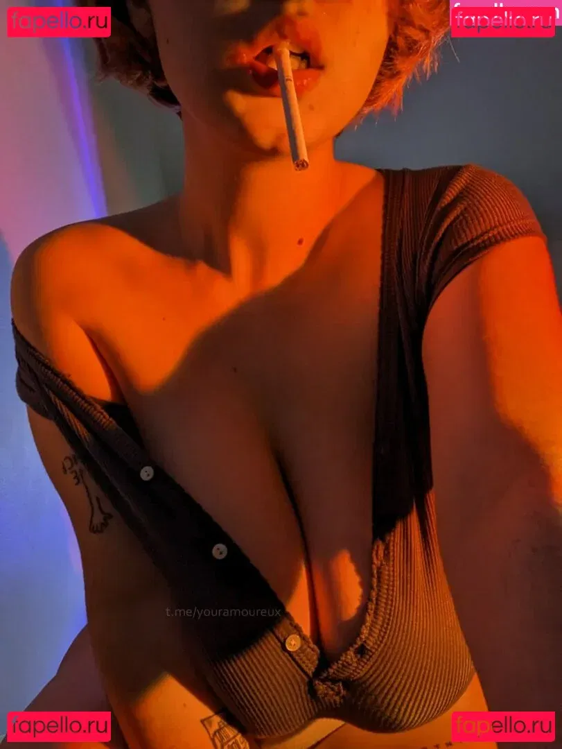 youramoureux Onlyfans Photo Gallery 