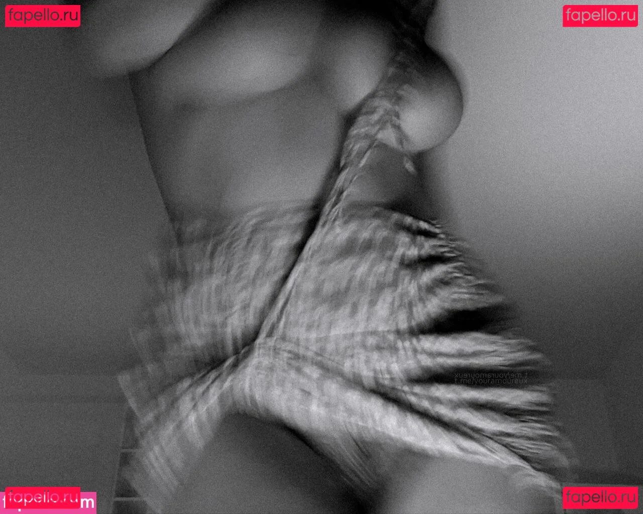 youramoureux Onlyfans Photo Gallery 