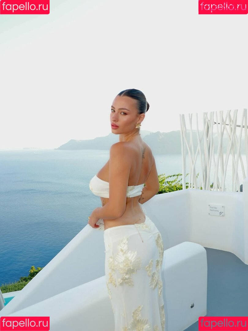 Shay Baradut Onlyfans Photo Gallery 